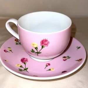 New Country Roses Pink by Royal Albert, Cup and Saucer